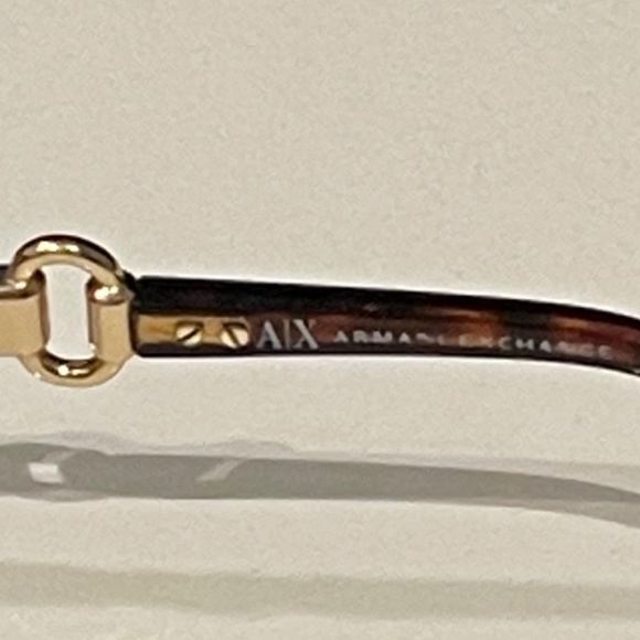 Armani Exchange & Ellen Tracy Sunglasses - Picture 5 of 12